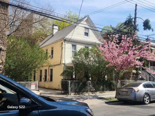 3930 Carpenter Avenue, Bronx, NY 10466