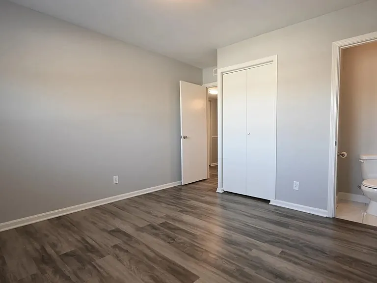 221 N Clifton Ave #37 — Photo 12