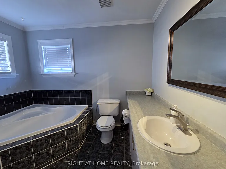 99 Purcell Cres — Photo 20