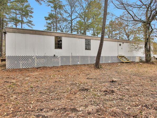 4794 Tall Pine Rd, Navasota, TX 77868