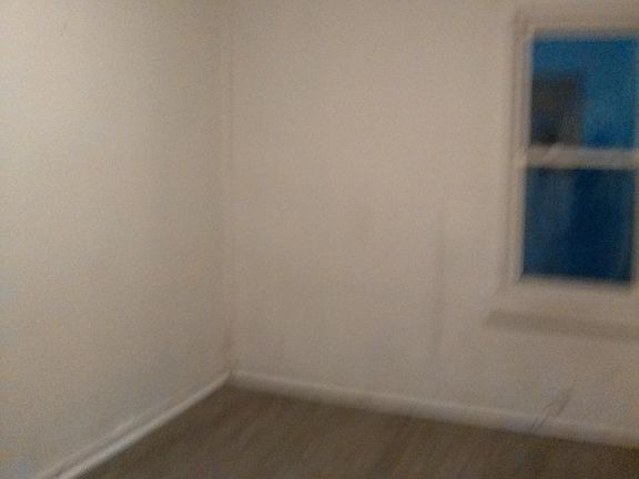 5th image of 22 Crawford St