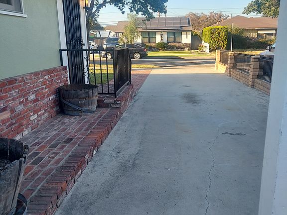 5th image of 9336 Shade Ln