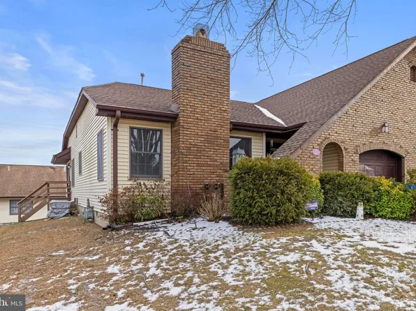 11 Elm Rd, Manahawkin, NJ 08050