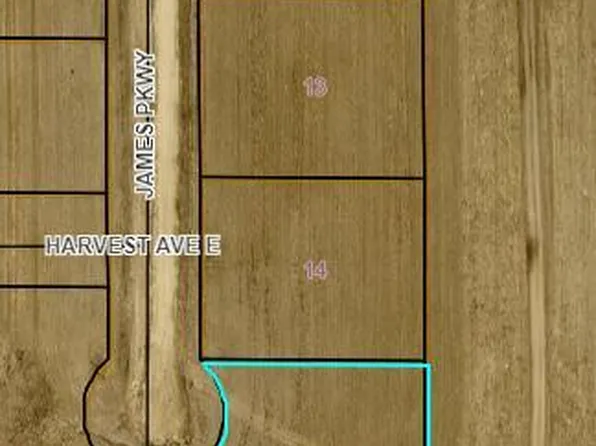 401 James Pkwy, Devils Lake, ND 58301