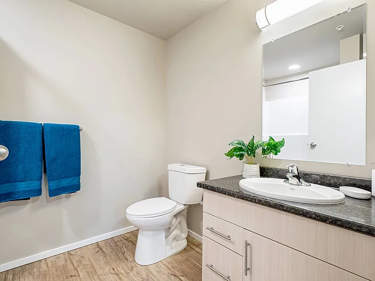 814 Innes Ave S — Photo 12