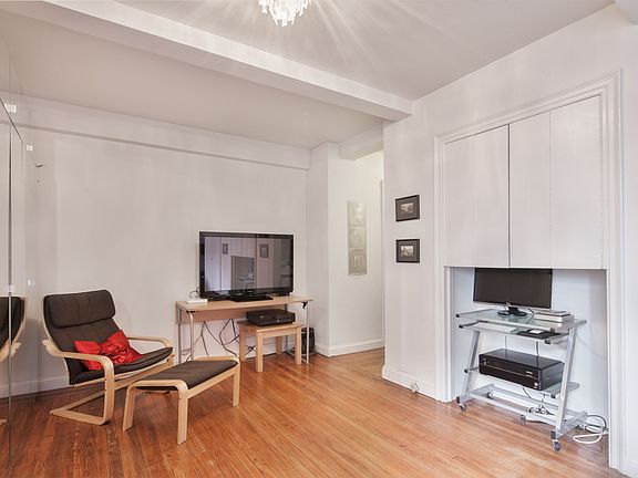 2nd image of 25 Tudor City Pl APT 1415