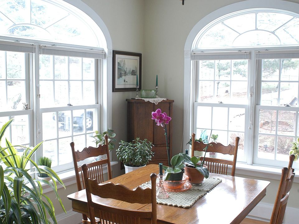 Dining Room with Arch Window