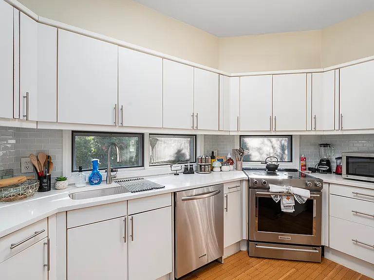 Main Level Kitchen