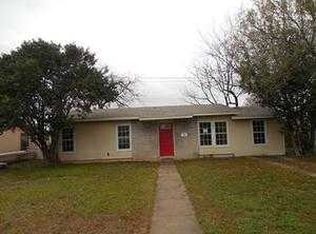 607 Yellow Wood Dr, San Antonio, TX 78219