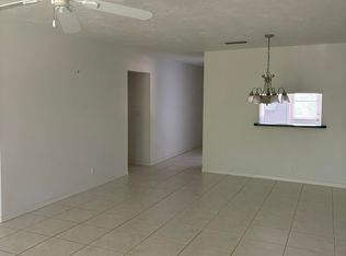 1700 Dover Rd APT 215A, Delray Beach, FL 33445