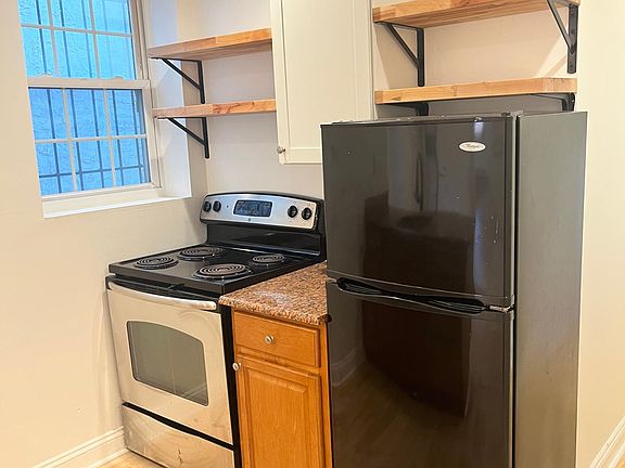 5th image of 519 N 40th St #1