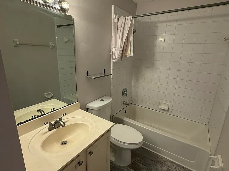1216 Brookwood Bluff Rd E — Photo 17