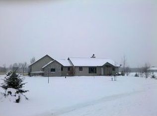 W10720 County Road X, Portage, WI 53901