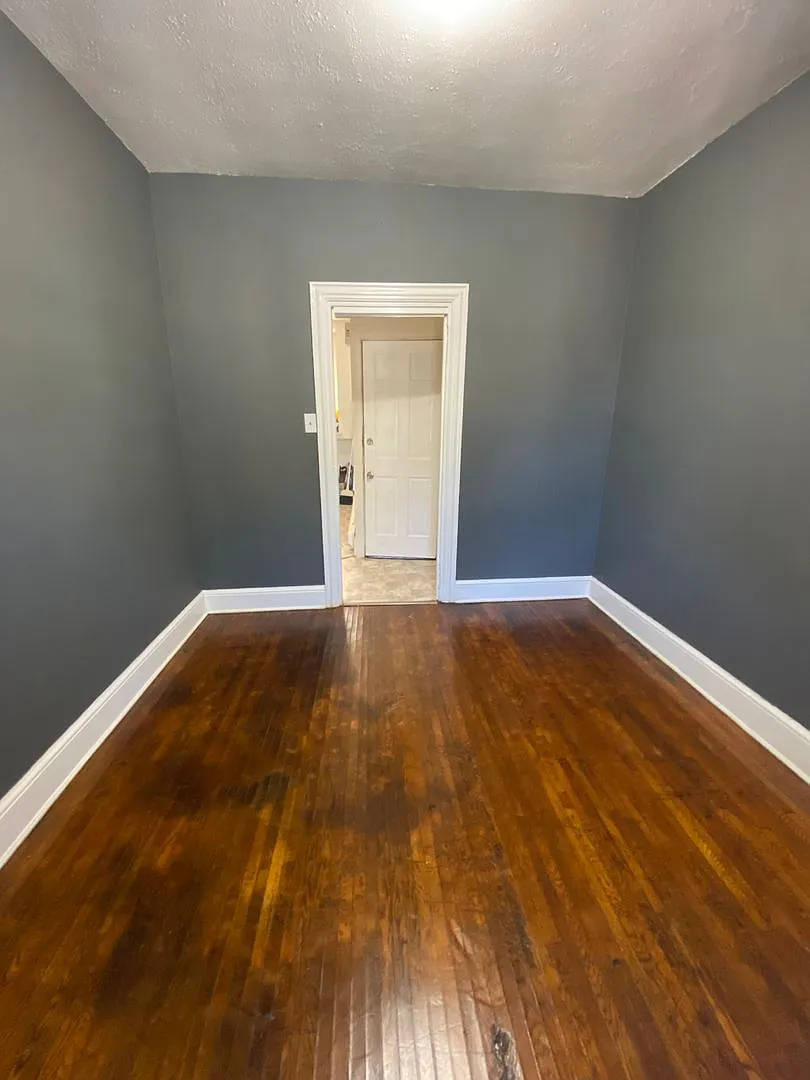 228 W Vine St — Photo 1