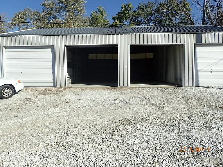 410 W McPherson St #2 — Photo 3