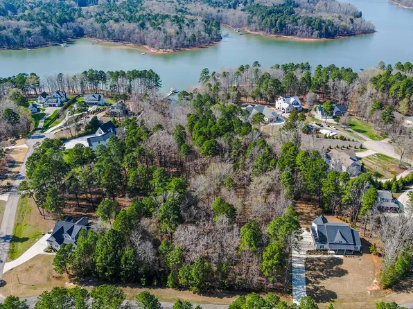 158 S B Harrison Ln, Henderson, NC 27537