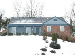 604 Trotwood Ridge Rd, Pittsburgh, PA 15241