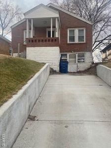 1269 N Florissant Rd, Saint Louis, MO, 63135