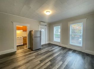 325 Amherst St #1F, Manchester, NH 03104