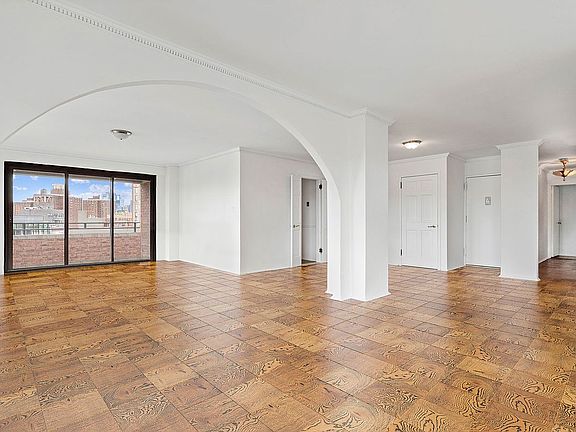 2nd image of 210 Broadway