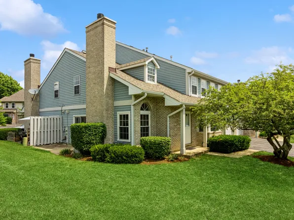 3056 Anton Cir, Aurora, IL 60504
