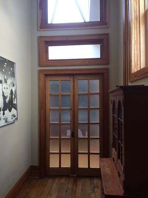 1st image of 317 E Grand River Ave APT B