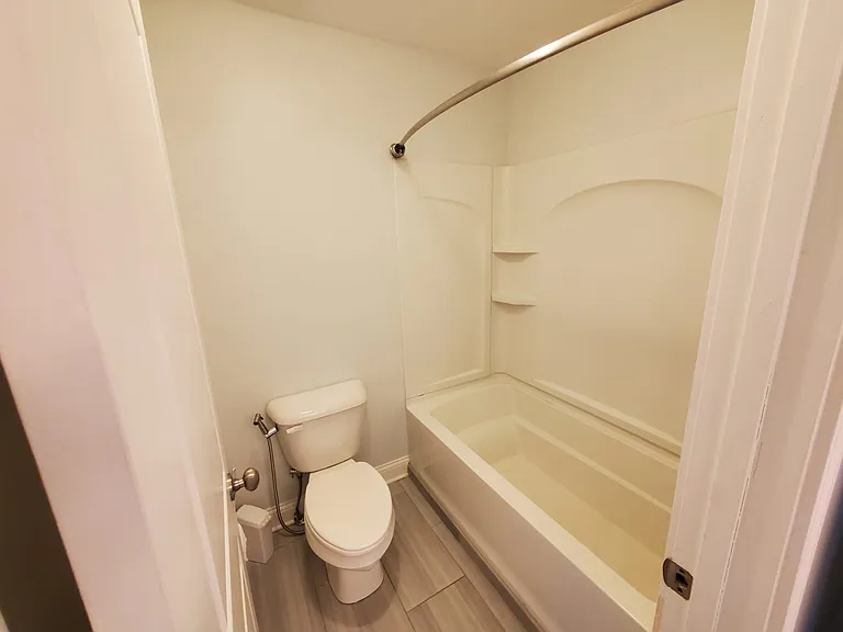 3260 Beacon St — Photo 19