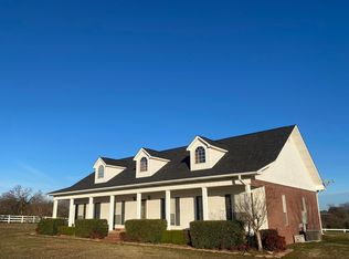 239 Davidson Rd, Nashville, AR 71852