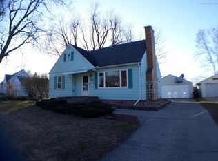 915 Mitchell Ave, Lansing, MI 48917