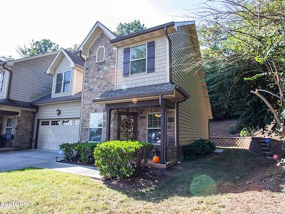 2nd image of 403 Cannon Point Way