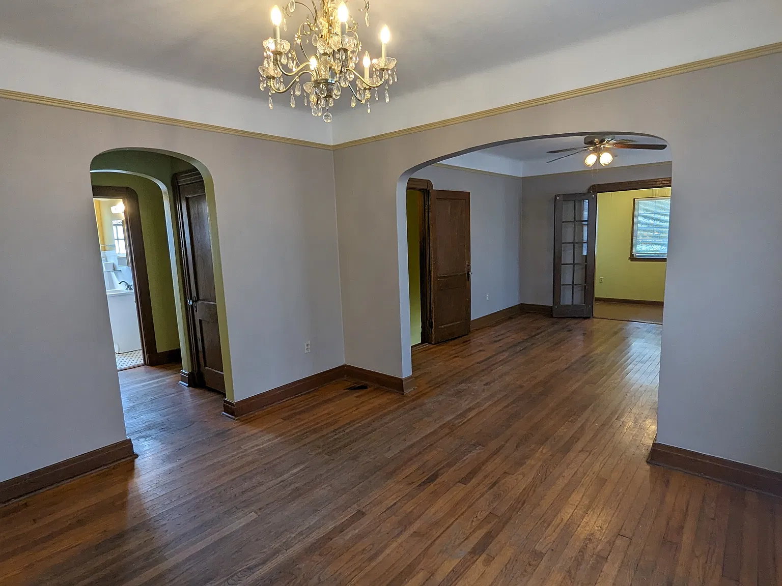 2 bed, 1250 sqft, $900 — Photo 2