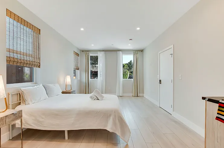 A1 master bedroom with private bath- spacious and fully furnished master bedroom featuring a private attached bathroom, comfortable, natural lighting, and modern amenities. Ideal for professionals seeking clean, quiet, and comfortable stay. (2nd picture)