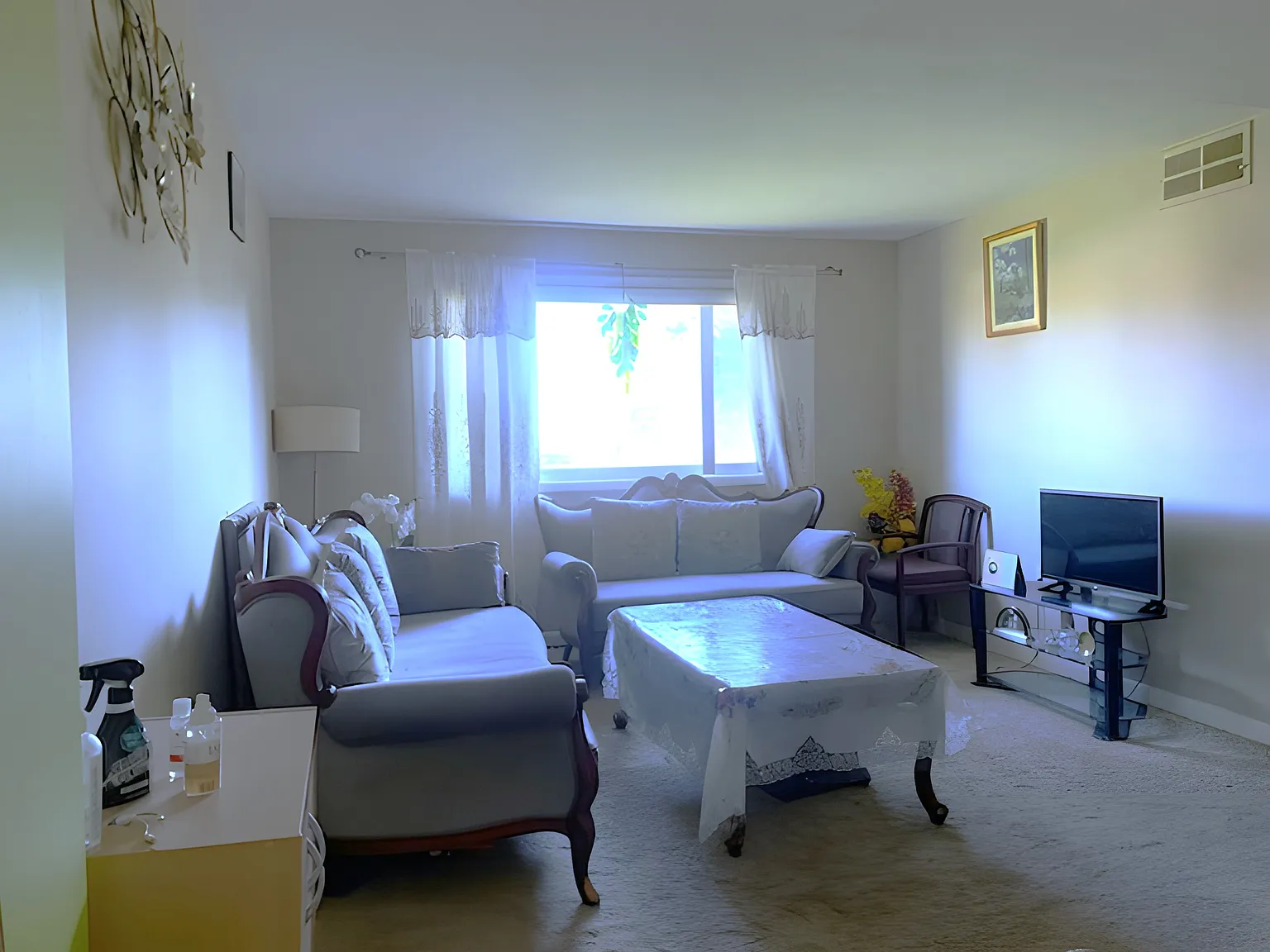 2 bed, 930 sqft, $1,800 — Photo 2