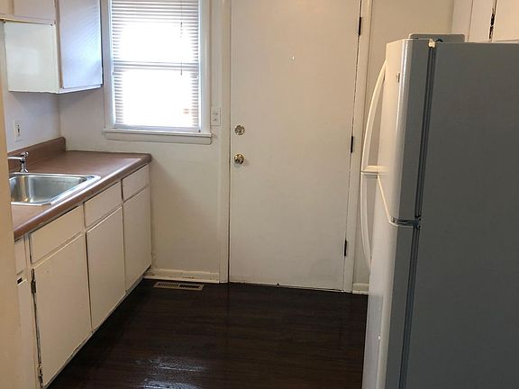 5th image of 3266 7th St APT 4
