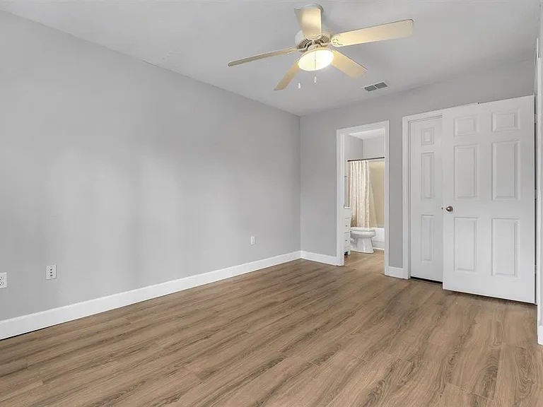 2322 Timber Oaks Ln — Photo 17