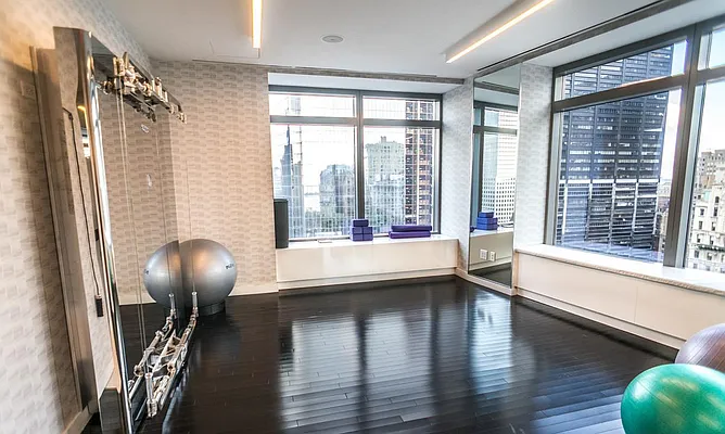 Rented by Keller Williams NYC | media 37