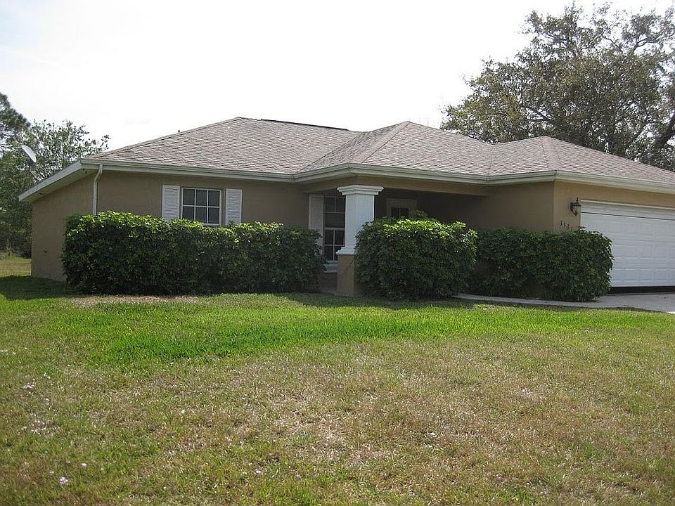 1st image of 1128 NE 33rd Ln