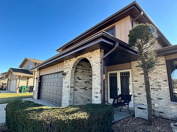 2nd image of 11639 Valley Brook Dr