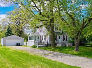 2104 S Genesee Rd, Burton, MI 48519