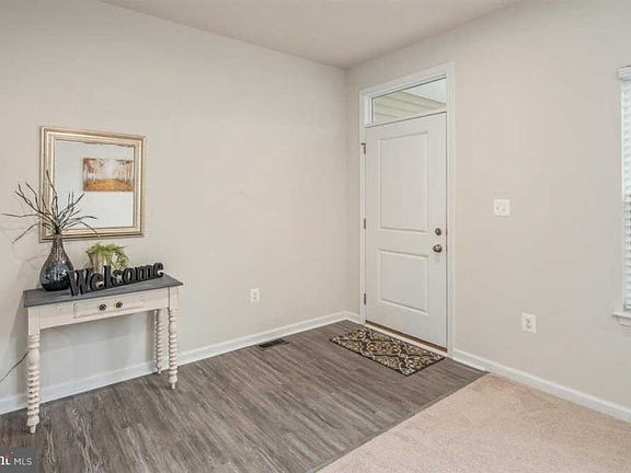 5th image of 5363 Holley Oak Ln