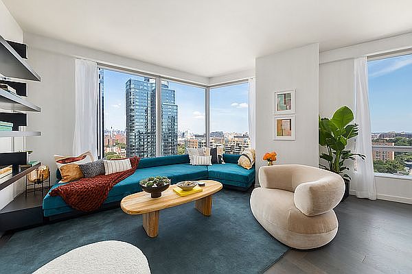 1st image of 1 City Poin APT 15E