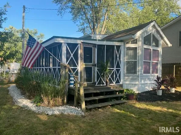 4157 Chitwood Dr, Unionville, IN 47468