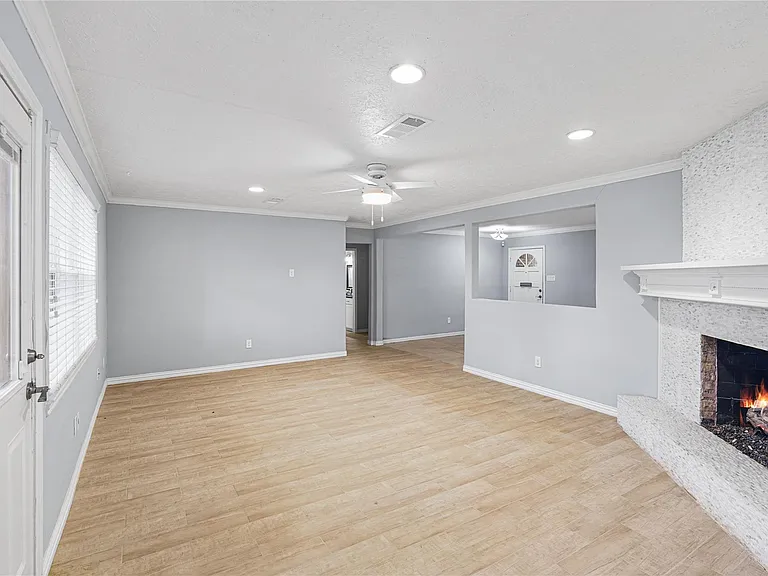 6002 McKnight St — Photo 5