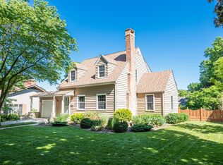 345 Rolfe Rd, Dekalb, IL 60115