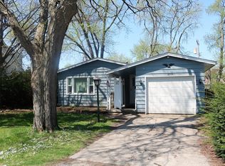 233 Koch Dr, Genoa, IL 60135