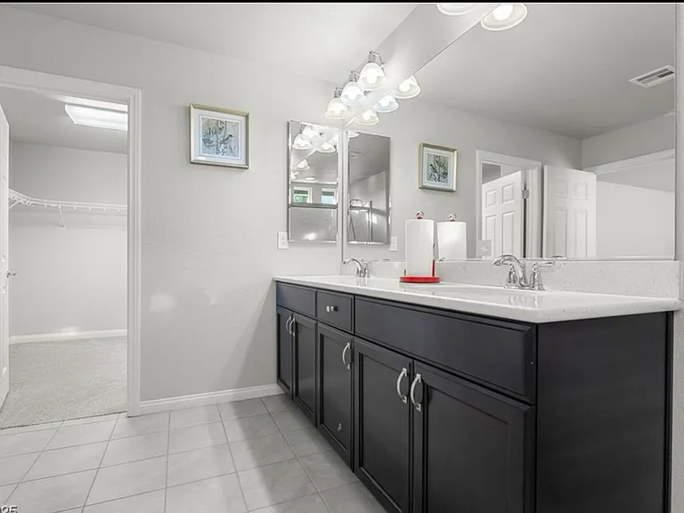 10137 Herons Rise St — Photo 16