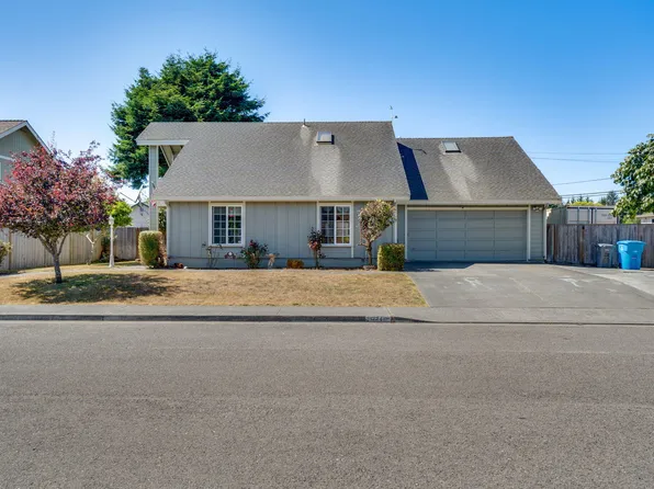 6240 Sesame Ln, Eureka, CA 95503