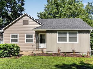 4740 Delmar St, Roeland Park, KS 66205