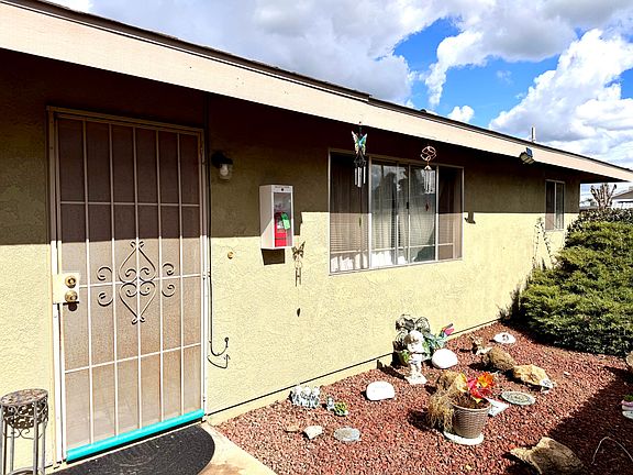 5th image of 208 N B Street