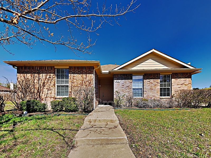 1st image of 4008 Alder Ct